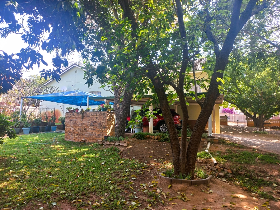 4 Bedroom Property for Sale in Protea Park North West